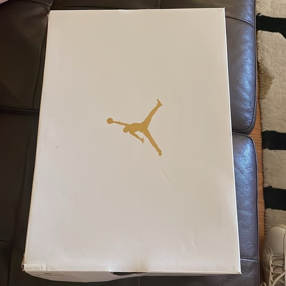 Air Jordans 13 Retros Size 9 - Picture 9 of 11